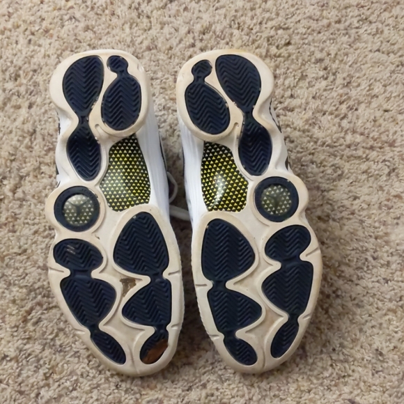 Jordans - Picture 4 of 5